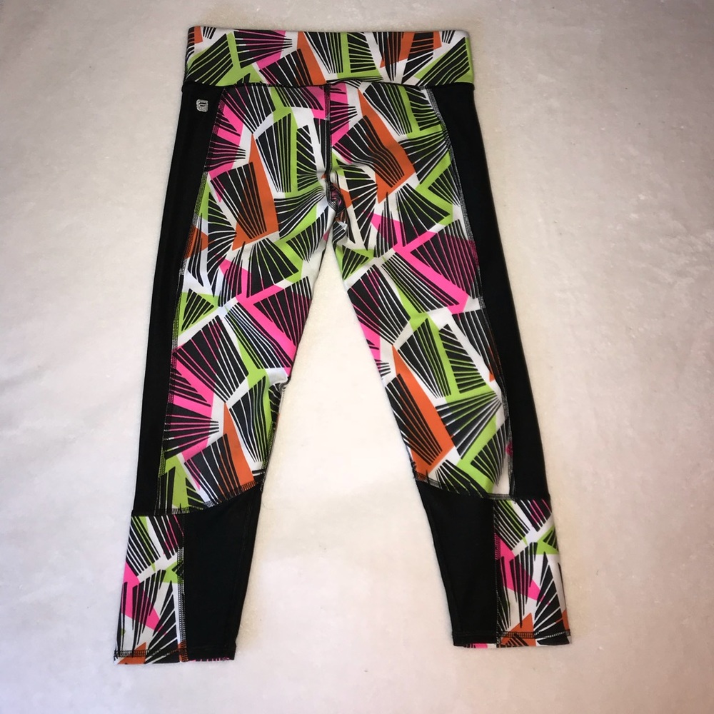 Fabletics Capris - image 4